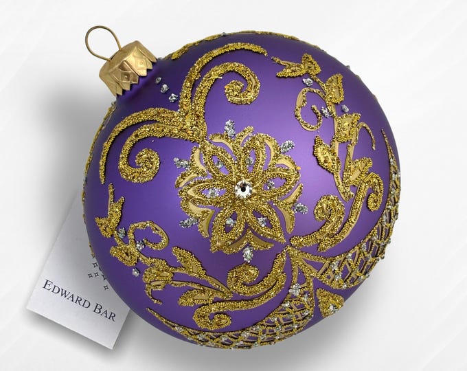 Lilac bauble, Easter egg, hand-decorated round bauble, glass Christmas tree ornament