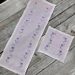 Vintage Norwegian Embroidered Table Runner Set | Pink Linen with Purple Pansies | Cottagecore Table Linens | Floral Cottage Decor Textiles