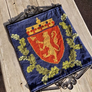 Coat of Arms Tapestry - Etsy Norway