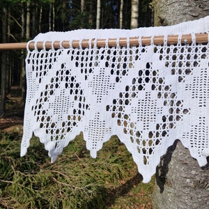 Vintage Crochet Cafe Curtain: Handmade White Cotton Lace Valance