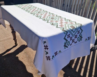 ヴィンテージ ハーダンガー刺繍テーブルクロス：ノルウェーの民芸品