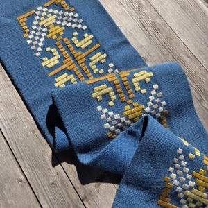 Vintage Norwegian Wool Table Runner: Hand Embroidered Folk Art, 43&quot;