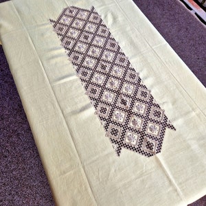 Vintage Norwegian Hardanger Tablecloth | Hand Embroidered Linen Tablecloth | Scandinavian Folk Art Textile | Nordic Vintage Home Decor