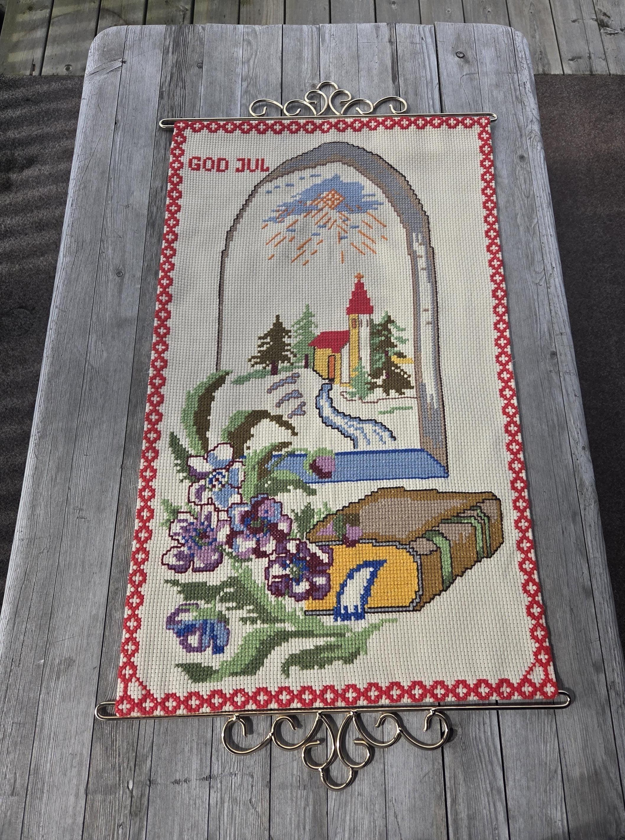 Vintage Norwegian Christmas Tapestry: God Jul Embroidered