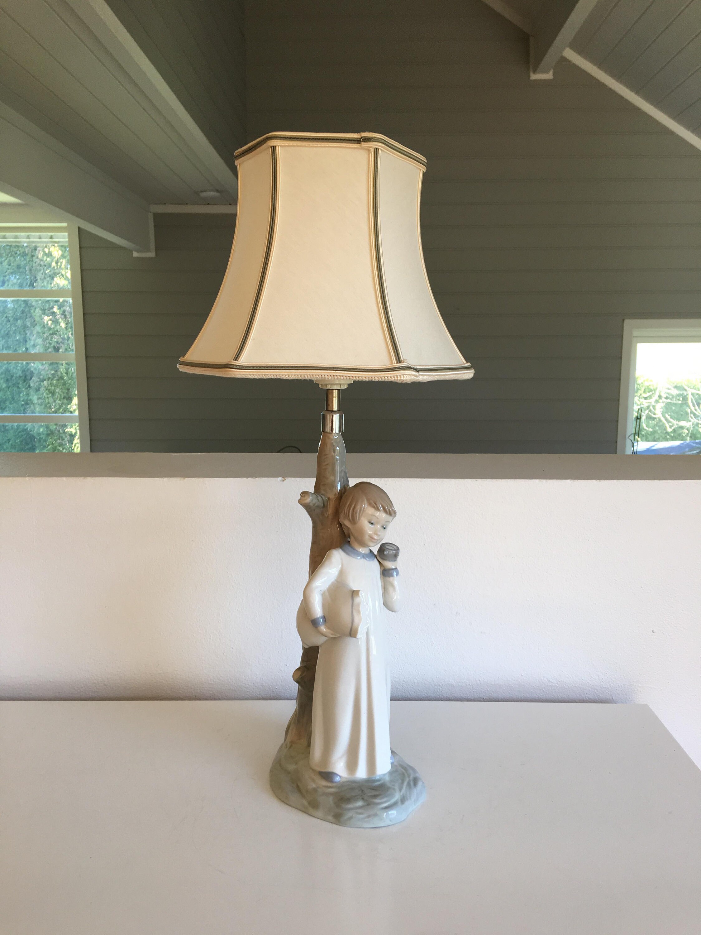 Lladro Lamp for sale Only 3 left at 75
