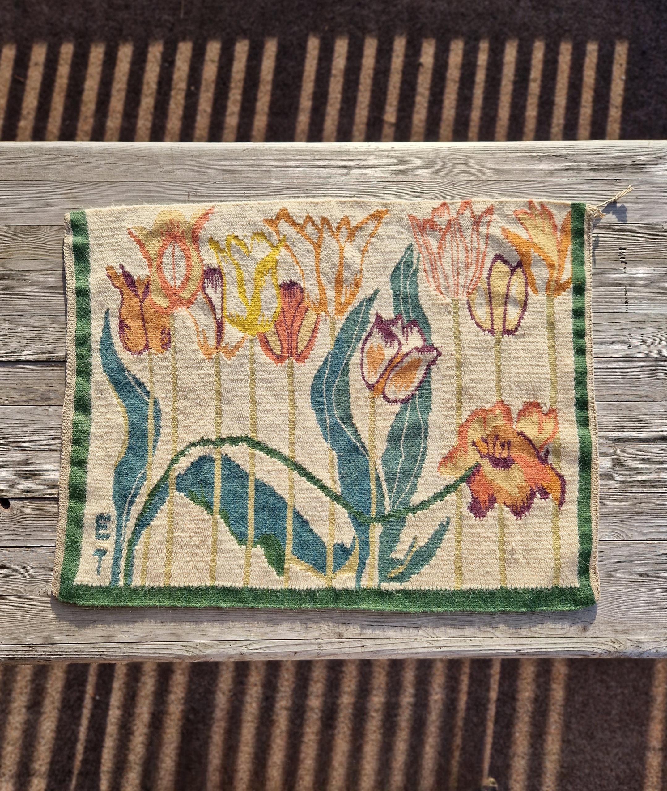 ヴィンテージチューリップタペストリー：手織りスカンジナビア