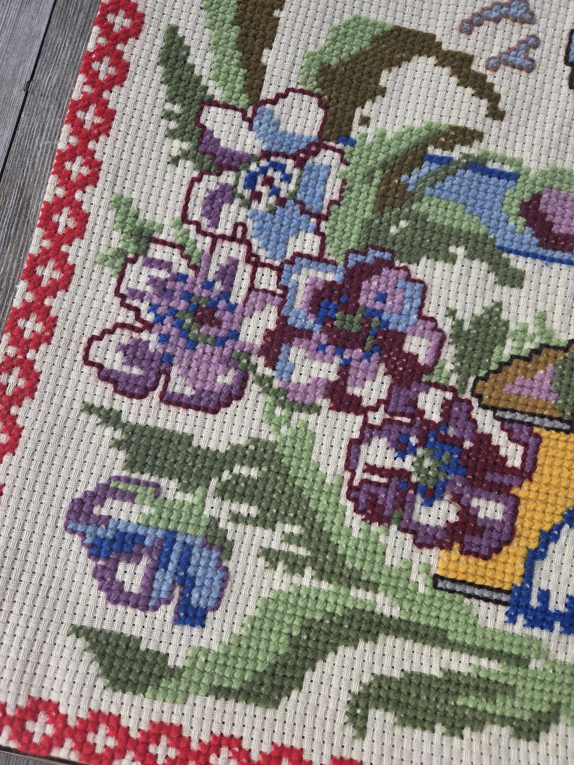 Vintage Norwegian Christmas Tapestry: God Jul Embroidered