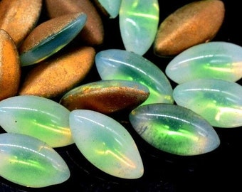 144 pieces Vintage Glass Pink Moonstone Navette 10x 5mm