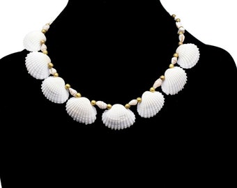 White Sea Shell Bohemian Beach Surfer Chic Beaded Necklace 18 "