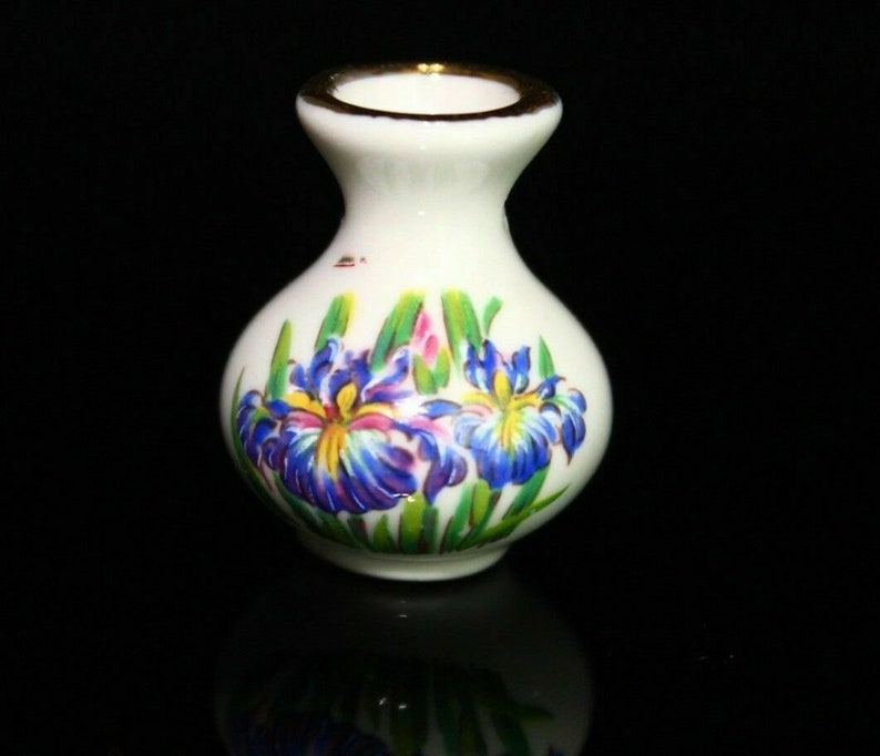 Flower Vase Pendant Charm Ceramic Porcelain Jewelry Making 28.5 mm Vintage image 1