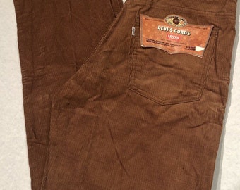 brown levis jeans