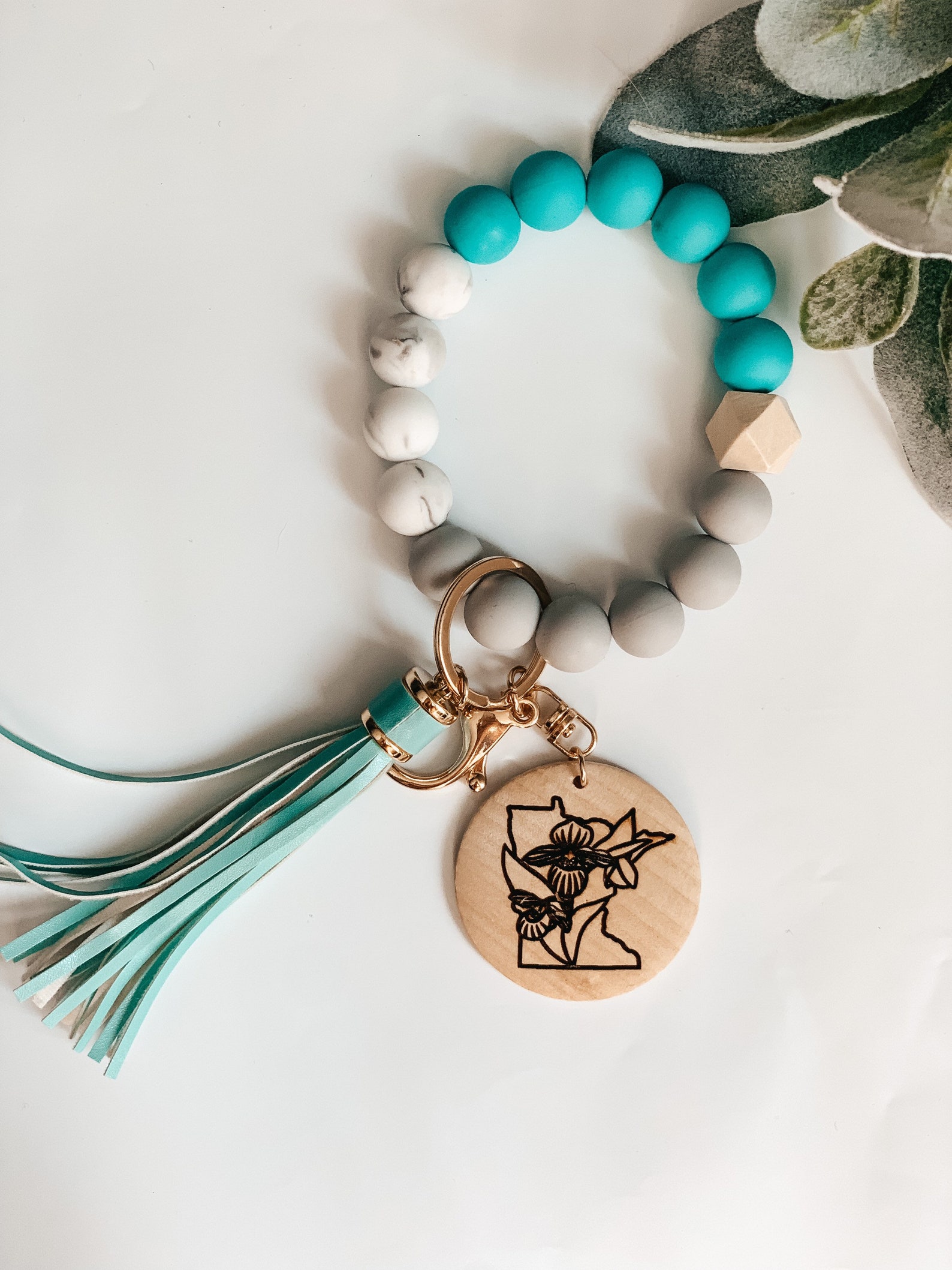 Ihreesy Beaded Keychain With Tassel,Wristlet Key Ring Bracelet Silicone Beaded Wristlet Key Holder With Tassel For Women Girl Gift,Black