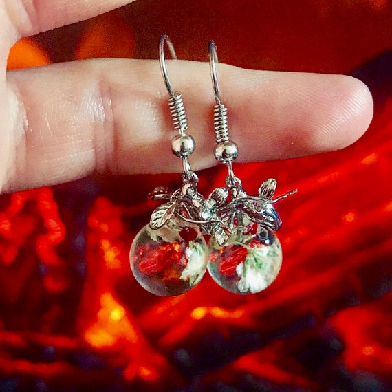 Bangle drop earrings, resin flowers earrings, earrings real flowers, gift ideas, gift for her, birthday gift.