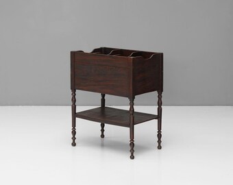 French Magazine Stand