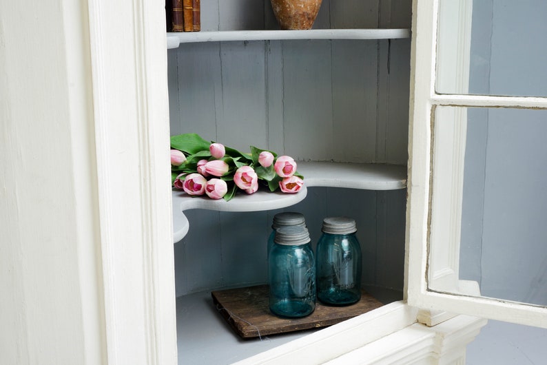 Corner Cupboard image 6