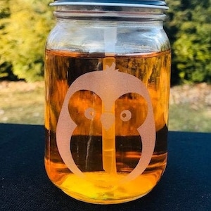 Penguin, Penguin Gift, Mason Jar Soap Dispenser, Penguin Soap Dispenser, Liquid Soap Dispenser, Penguin Bathroom, Penguin Decor