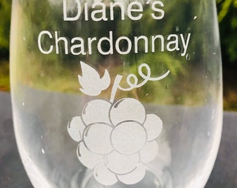 Personalized Chardonnay Glass, Customized Chardonnay Wine Glass, Etched Chardonnay Glass, Personalized  Wine Glass, Gift for Mom