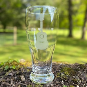 Custom Etched Guitar Glass, Personalized Guitar Glass, Gift for Guitar Player, Guitar Wine Glass, Gift for Musician