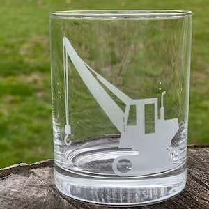 Crane Operator, Gift for Construction Worker, Custom Etched Crane Glass, Personalized Glass with Crane, Gift For Crane Operator