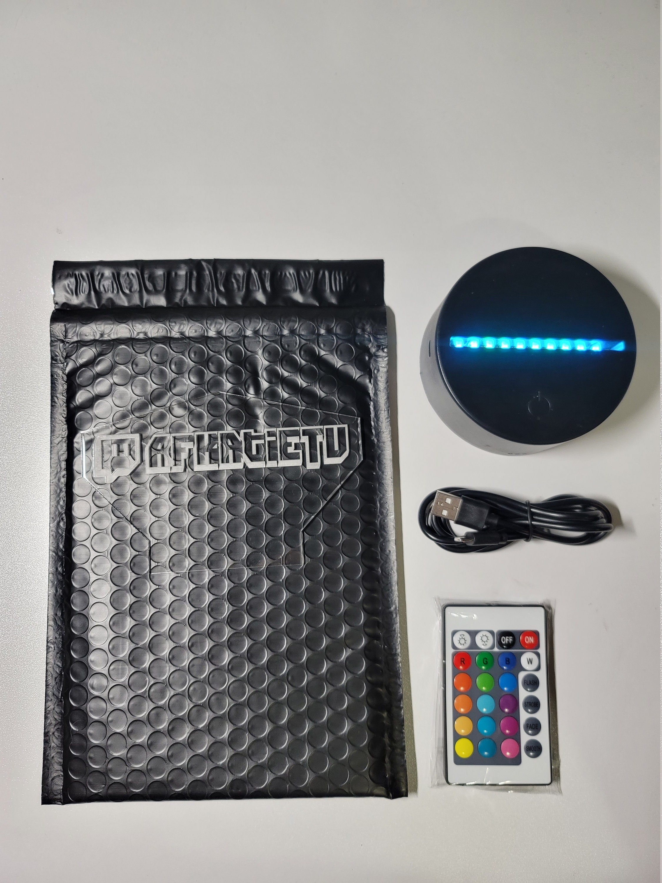 Customizable streamer Color changing led desk lamp Etsy