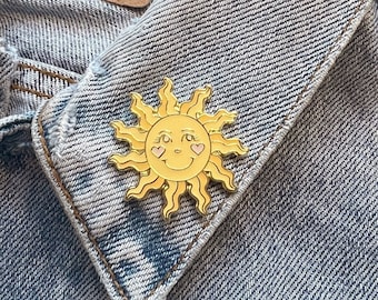Sun Enamel Pin – Cute Smiley Face - Cute Gift