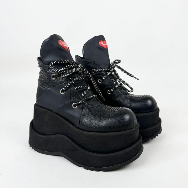 Vintage 90s Luichiny chunky platfprm boots