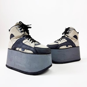 Buffalo Tower platform boots vtg 90s | Buffalo London chunky platform boots