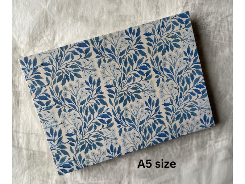 Watercolour Sketchbook with 300gsm Cotton-Mix Paper - Blue Floral Cover image 2