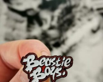 Beastie Boys Graffiti logo pin badge hip hop sabotage
