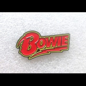 David Bowie pin badge Ziggy Stardust Rebel Rebel Glam rock Hereos