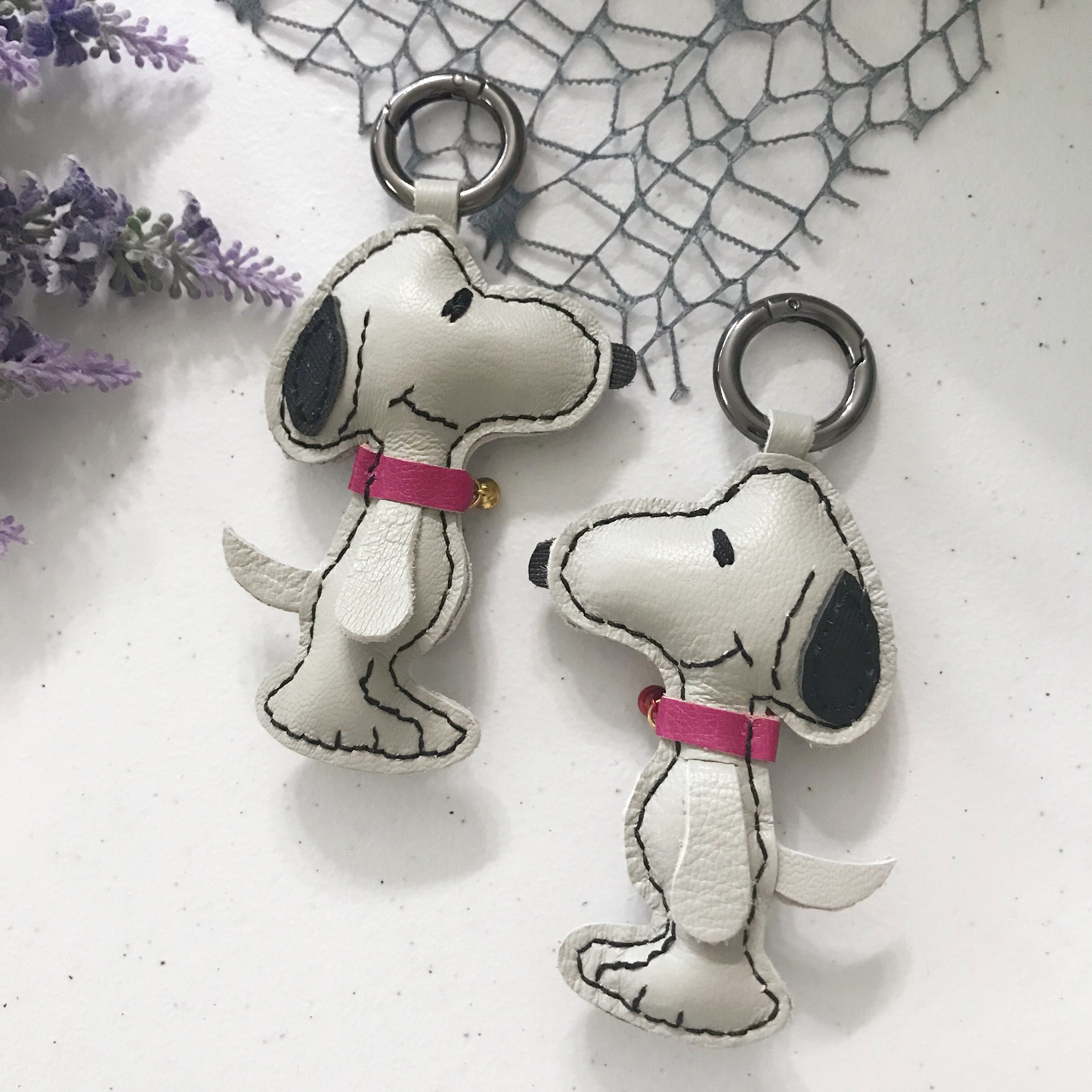 Handmade SNOOPY leather key chain / bag charm Etsy