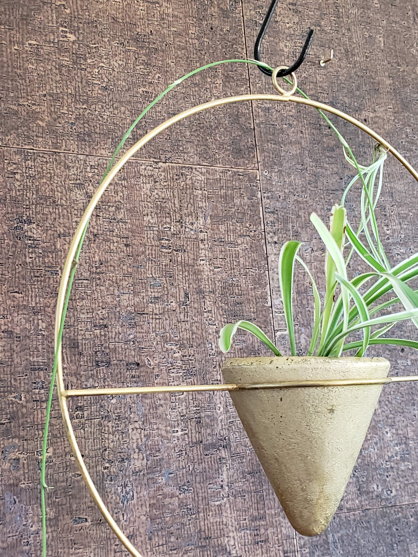 Antiqued Gold Metal Plant Hanger Round Hanging Houseplant Pot Etsy