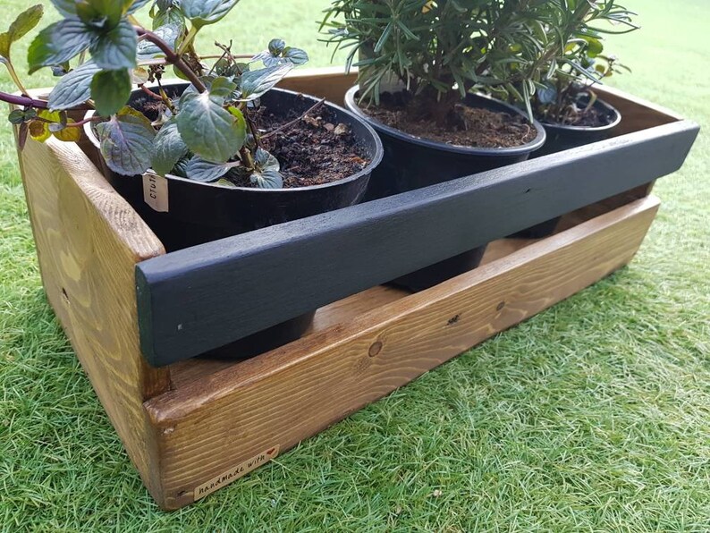 Caja de ventana de madera gruesa rústica / vaguada de hierbas | Etsy