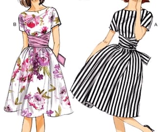 Sewing Pattern Women's Classic Dress Pattern, Retro Dress Pattern, Circa 1961 Dress Pattern, Butterick Sewing Pattern 6318