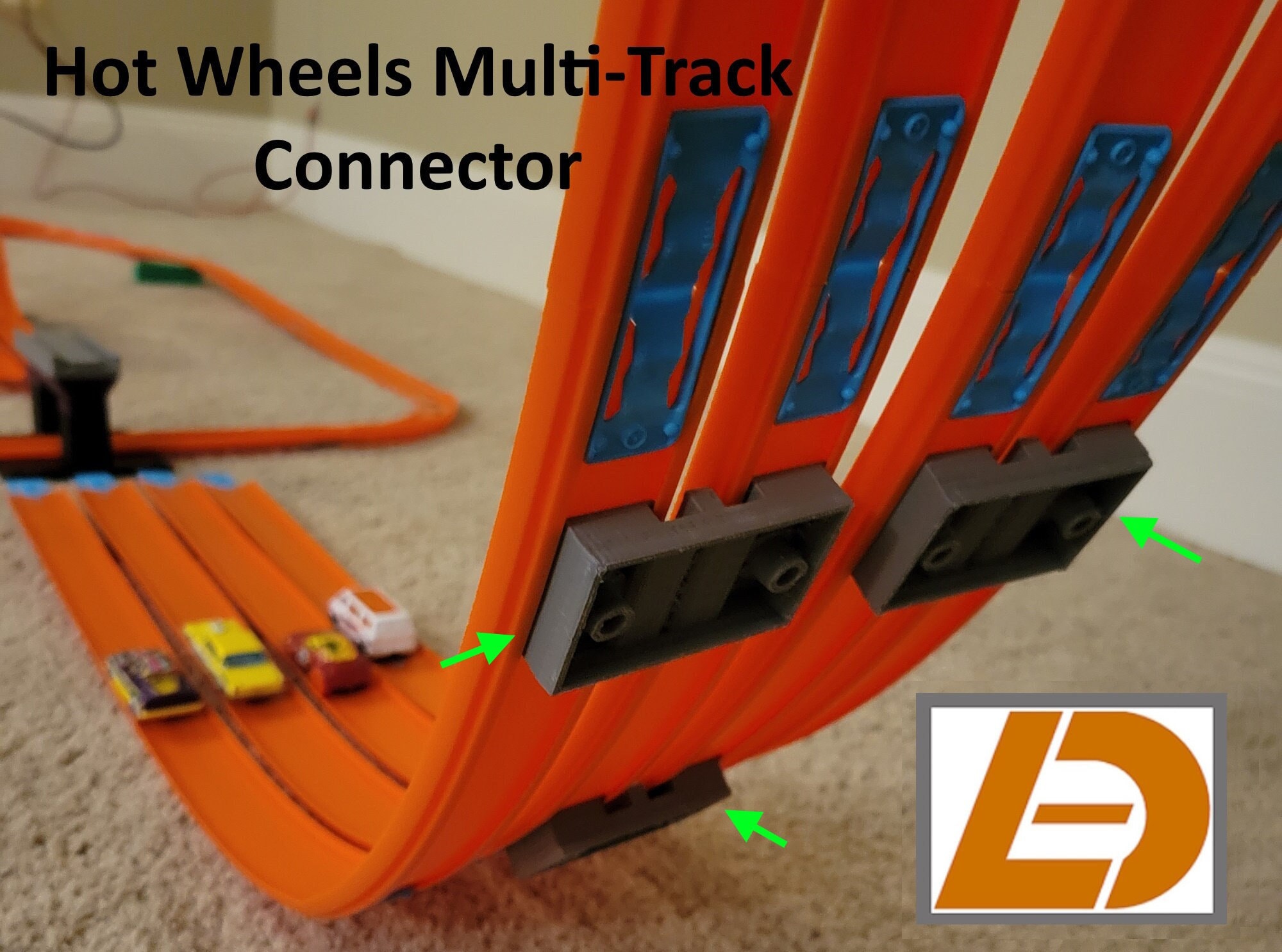 Hot wheels track connector