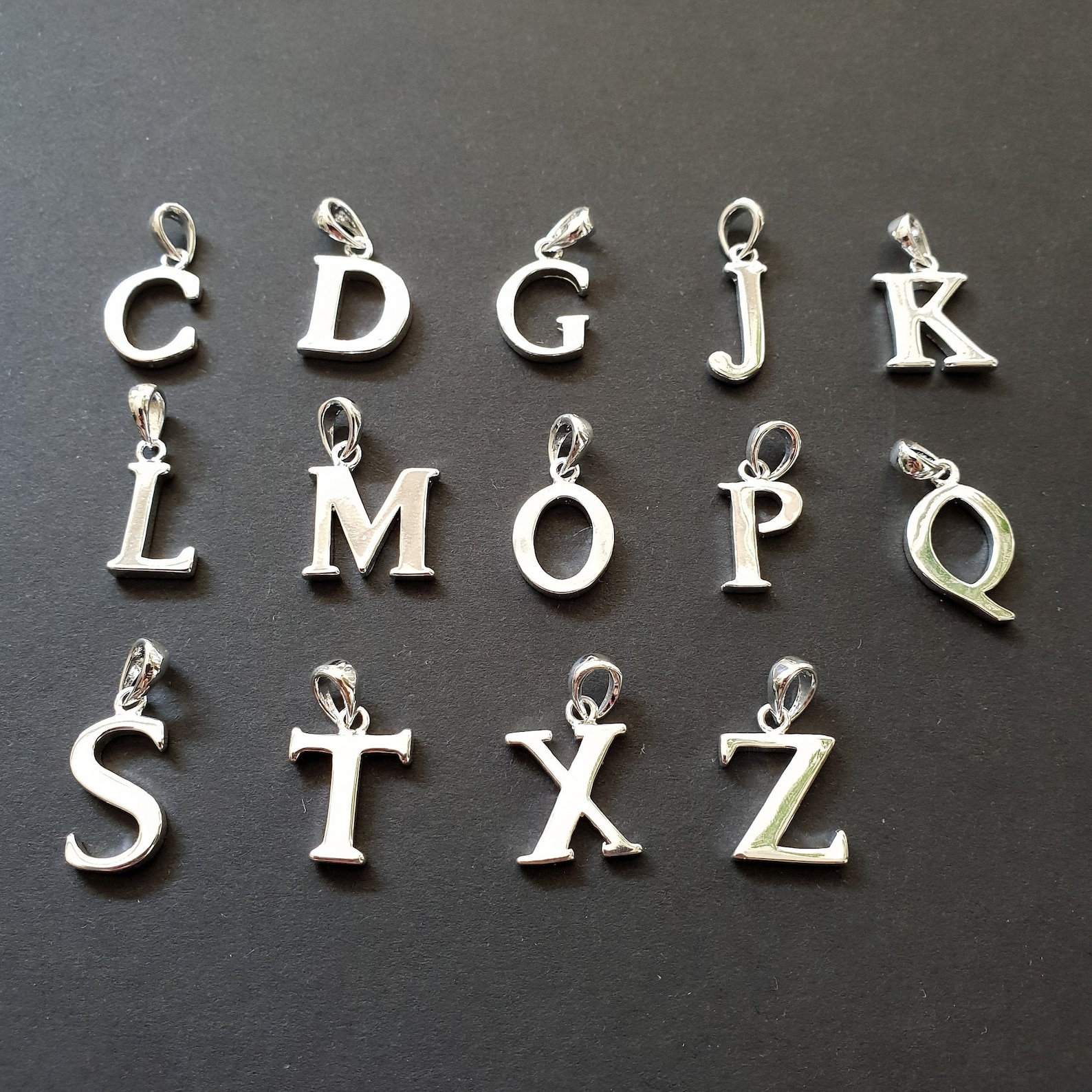 colliers cervicaux 8 lettres