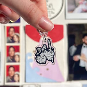 Villain E-reader Charm | Heart Locket Dust Plug with Sword