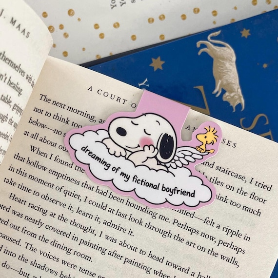 Dreaming of my Fictional Boyfriend Magnetic Bookmark | Romance Lover Bookish Gift