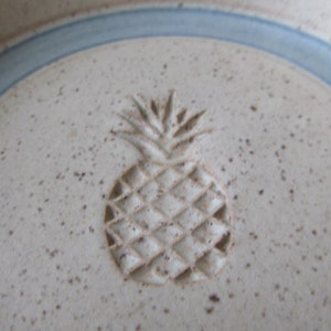 Ceramic Pottery Stoneware Wheel-thrown Small Pie Plate Handmade One of a Kind image 3