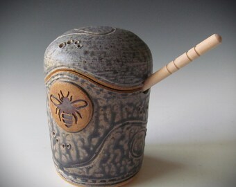 Ceramic Pottery Stoneware Wheel-thrown Beehive Honey Pot Handmade One of a Kind