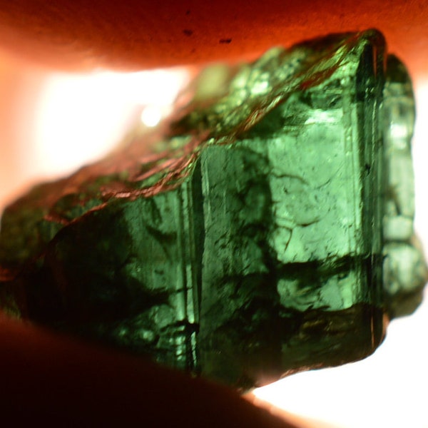 Green Rough Tourmaline Crystal 2,074 g 1PCs Natural Gemstone Afghanistan