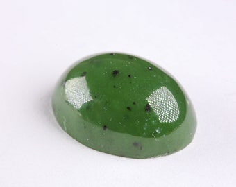Green Vesuvinite Cabochon Crystal 4,277 g 1PCs Natural Gemstone