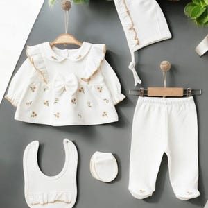 Cotton Newborn Girl Outfit Set: 5-Piece Baby Coming Home Clothes (0-3 Months)