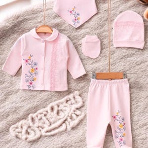 Pink Newborn Girl Set – 5-Piece Cotton Outfit (0–3 Months) – Soft Hospital Gift for Baby Girl