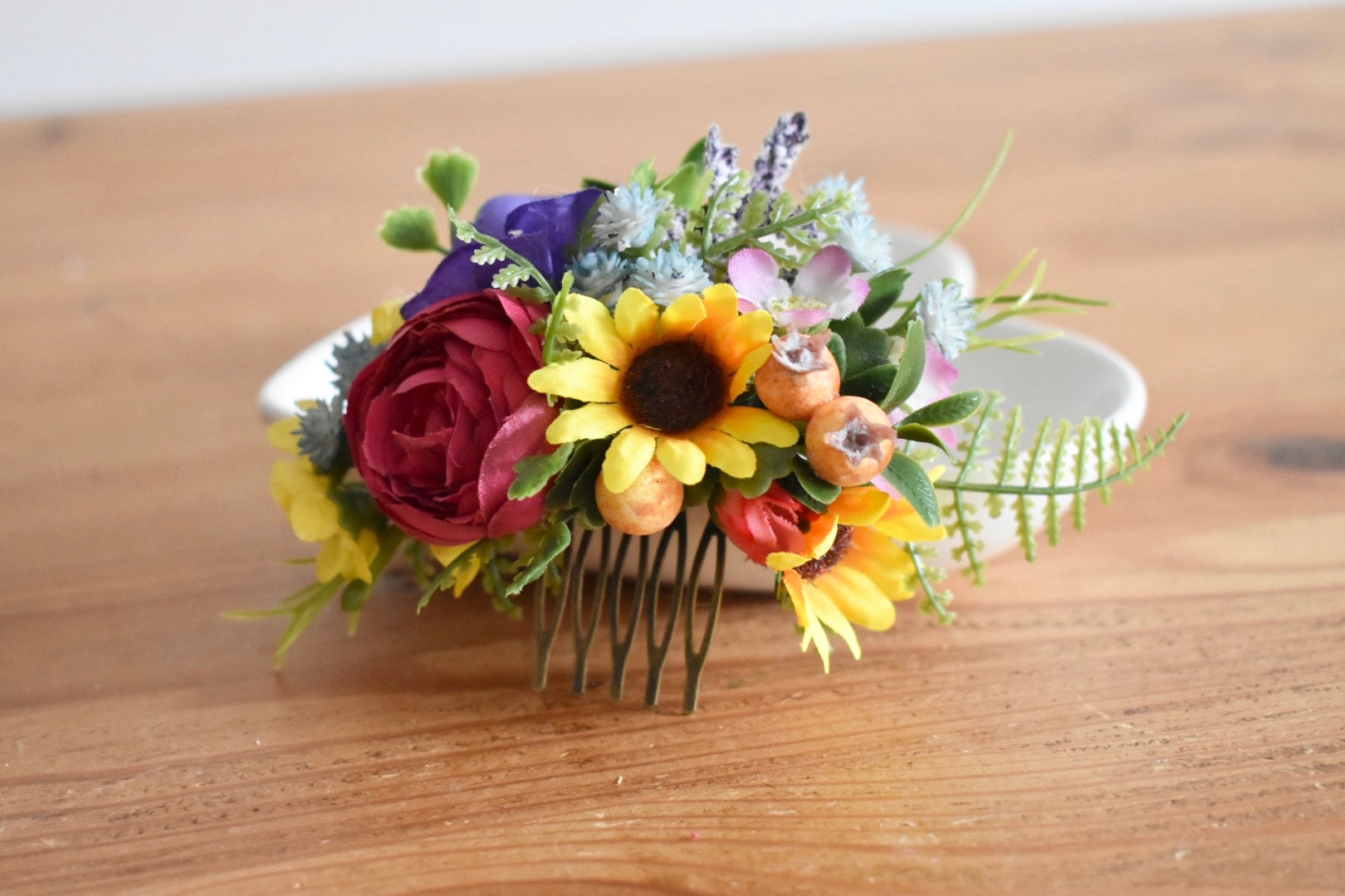 Sunflower and rose comb