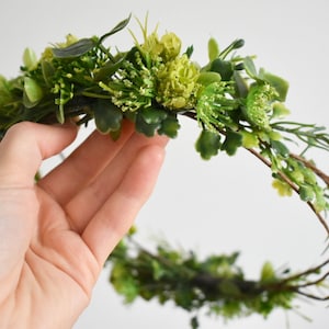 Foliage crown