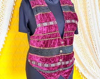 VTG 90s Boho Ren Faire Magenta Crushed Velvet & Gold Paisley Brocade Vest Sz M