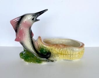 Macetero vintage de pez espada y marlín de bisque americano de los años 50: estilo retro kitsch tropical