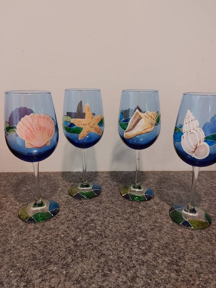 Set of 2 Sea Shell Shatterproof Wine Glasses