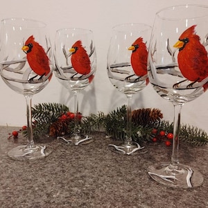 Cardinal wine glasses, winter gift ideas